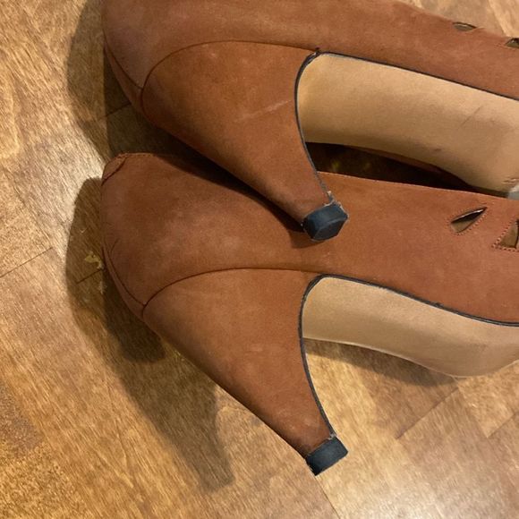 Evan Picone Rust Suede Pumps Size 9N - Picture 5 of 9